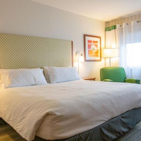 Holiday Inn Express Columbus Airport Easton Eksteriør bilde